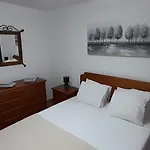 By The Da Areia Branca Lourinhã