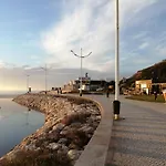 By The Da Areia Branca Appartement