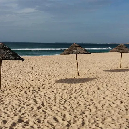 By The Da Areia Branca Apartamento Lourinhã