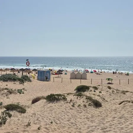 By The Da Areia Branca * Lourinhã